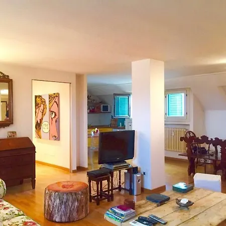 Bright Attic Luminosa Mansarda *