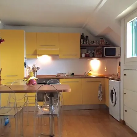 Appartamento Bright Attic Luminosa Mansarda Milano